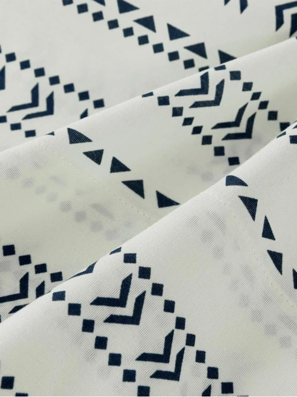 Aztec Stripe Comforter Set - Black & Cream